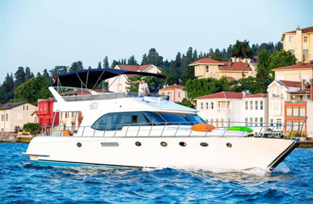 Yacht Rental  Cruise Dinner Show